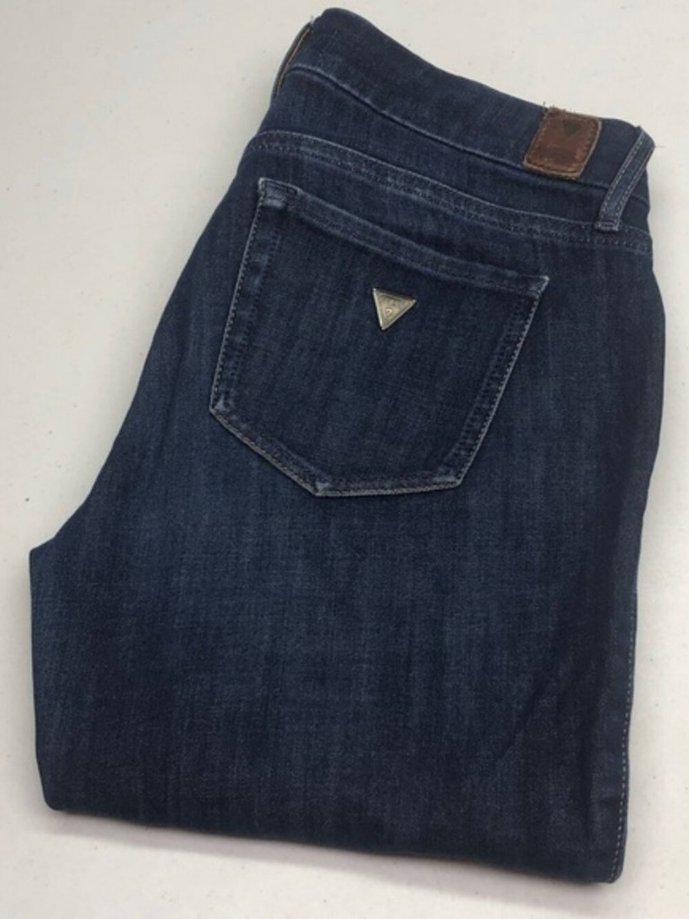 GUESS LOS ANGELES POWER CURVY MID JEANS 29x29 ⭐️
